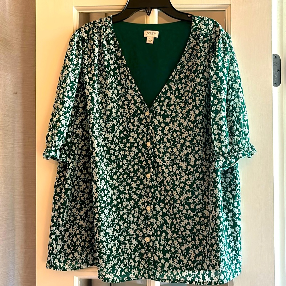 Floral Green V-Neck Blouse